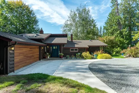 5230 268th St NW, Stanwood, WA 98292