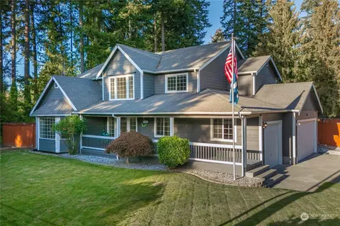 19502 60th St E, Bonney Lake, WA 98391