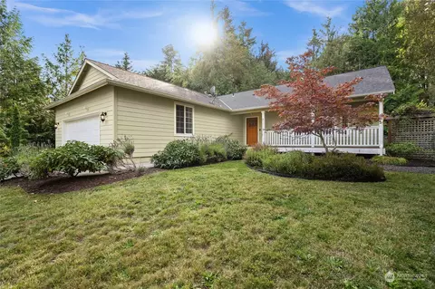10 Goliah Ln, Port Ludlow, WA 98365