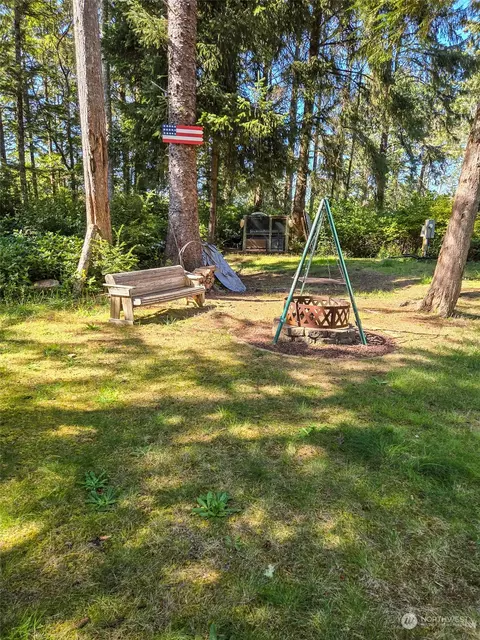 751 Chenois Ave NE, Ocean Shores, WA 98569
