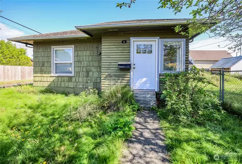 511 28th St, Hoquiam, WA 98550
