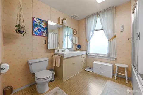 1932 Rucker Ave, Everett, WA 98201 photo 13