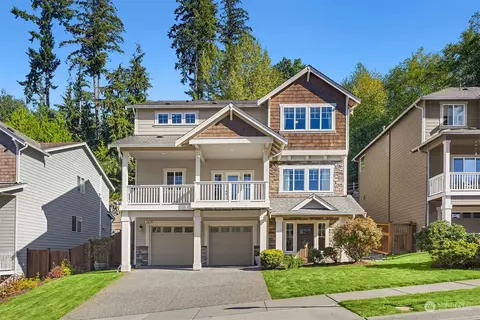 20129 13th Ave W, Lynnwood, WA 98036
