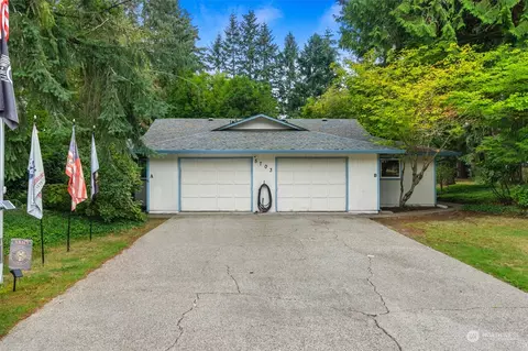 5703 16th Ave SE, Lacey, WA 98503