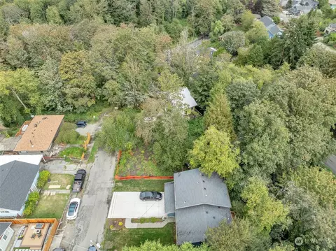 7304 19th Ave SW, Seattle, WA 98106