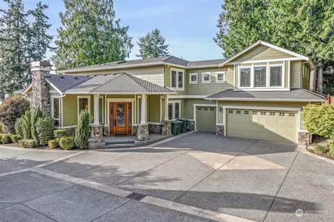 803 9th Ave S, Edmonds, WA 98020
