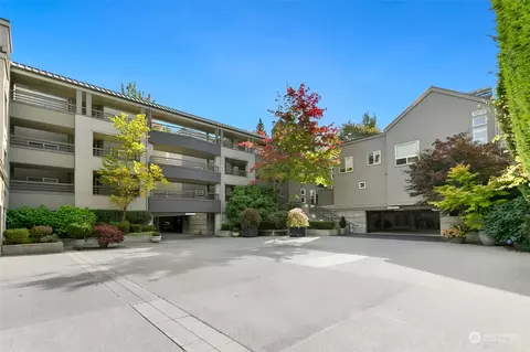 501 Kirkland Ave #305, Kirkland, WA 98033