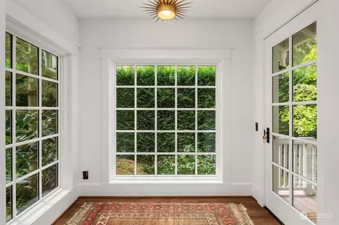 Entry Way - 185 34th Ave E, Seattle, WA 98112 photo 1 of 2
