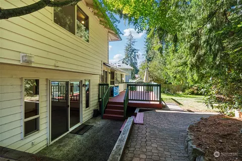 Exterior - 3113 108th Pl SE, Everett, WA 98208 photo 4 of 4