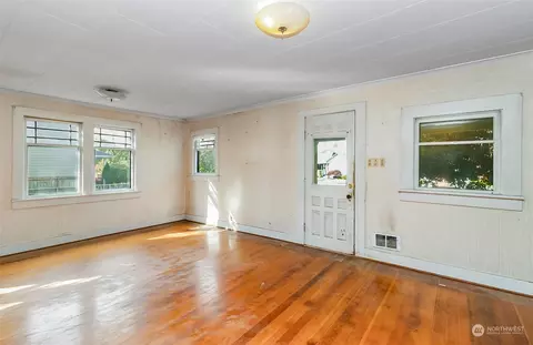2215 Chestnut St, Everett, WA 98201 photo 10