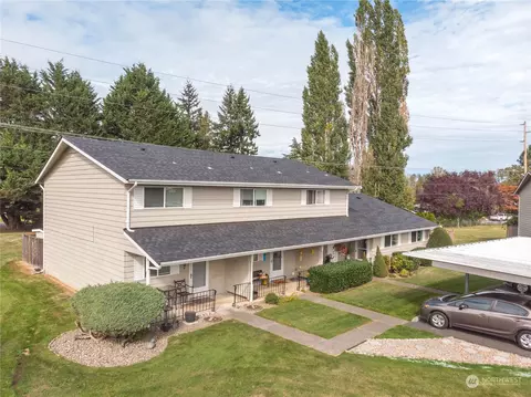 12404 SE 272nd Pl #C, Kent, WA 98030