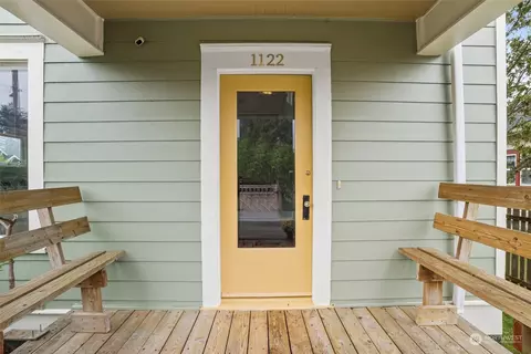Exterior - 1122 Duryea St, Raymond, WA 98577 photo 4 of 7
