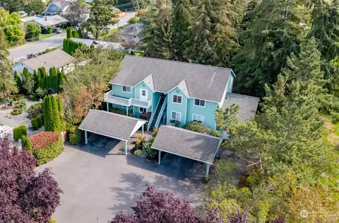 921 S 4th St, La Conner, WA 98257