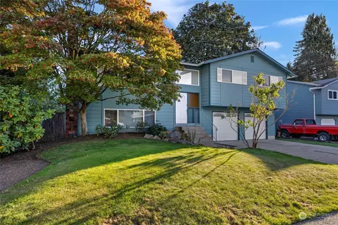 Exterior - 304 214th St SW, Bothell, WA 98021 photo 10 of 11