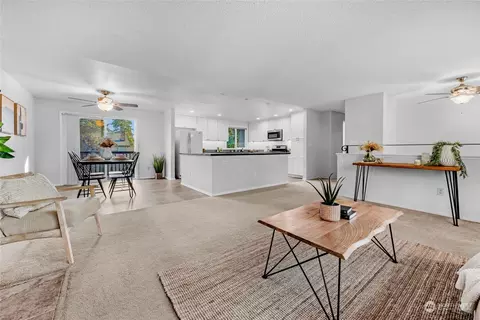 Living - 304 214th St SW, Bothell, WA 98021 photo 2 of 4