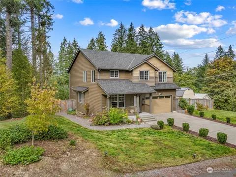 525 SW Winter Springs Ln, Port Orchard, WA 98367