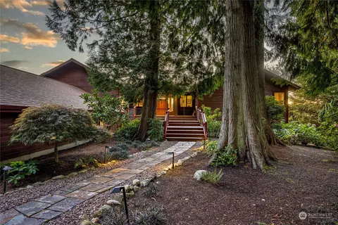 665 Olympic Ridge Dr, Port Ludlow, WA 98365