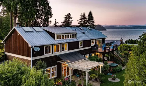 4907 Blue Lady Ln, Langley, WA 98260