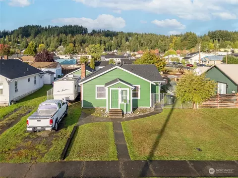1060 SW Cascade Ave, Chehalis, WA 98532 photo 4