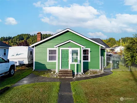 1060 SW Cascade Ave, Chehalis, WA 98532 photo 2