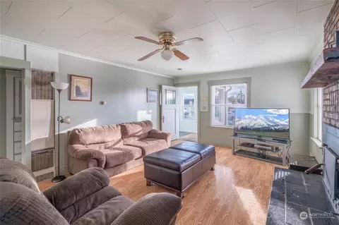 1060 SW Cascade Ave, Chehalis, WA 98532 photo 6
