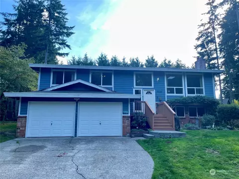 21622 107th St E, Buckley, WA 98321