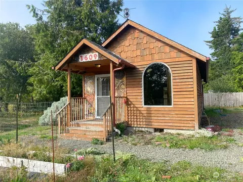1609 273rd Rd, Ocean Park, WA 98640