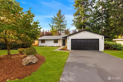 6826 Topaz Dr SW, Lakewood, WA 98498