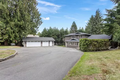Exterior - 4714 200th Street St SE, Bothell, WA 98012 photo 2 of 9