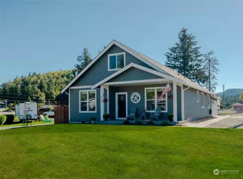 320 Wingate Dr, Carbonado, WA 98323