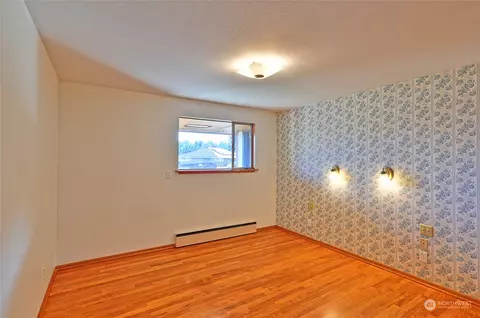 Bedroom - 4924 Vesper Dr, Everett, WA 98203 photo 1 of 3