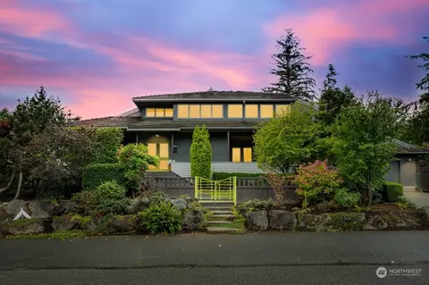10703 Durland Ave NE, Seattle, WA 98125