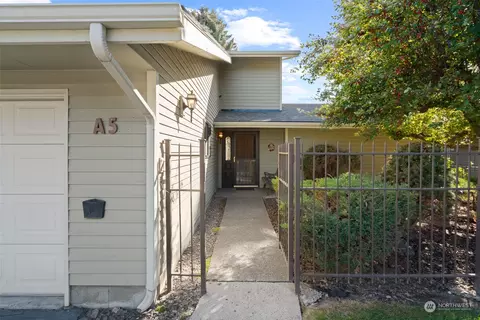 500 E Cherry Ln #A05, Ellensburg, WA 98926