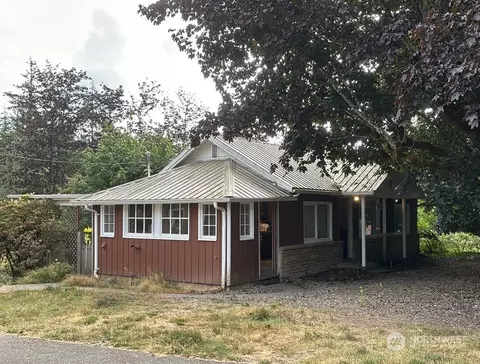 3742 Cooks Hill Rd, Centralia, WA 98531