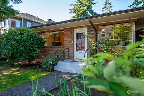 6757 26th Ave NW, Seattle, WA 98117