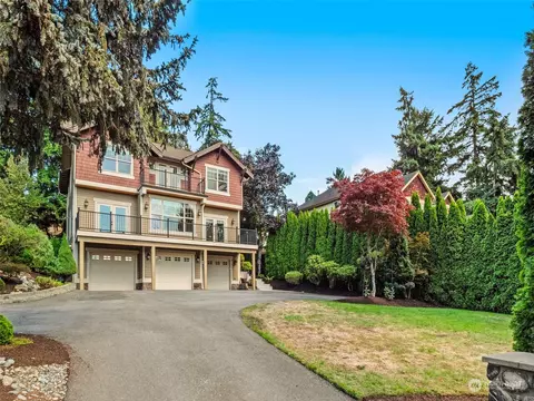 6614 Lake Washington Blvd SE, Newcastle, WA 98056