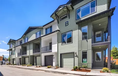 626 164th St SW #C4, Lynnwood, WA 98037