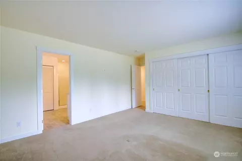 Bedroom - 16139 Toad Ln, Bow, WA 98232 photo 4 of 4