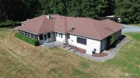 Exterior - 16139 Toad Ln, Bow, WA 98232 photo 9 of 10