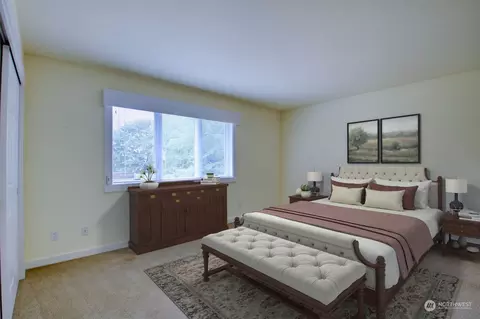Bedroom - 16139 Toad Ln, Bow, WA 98232 photo 3 of 4