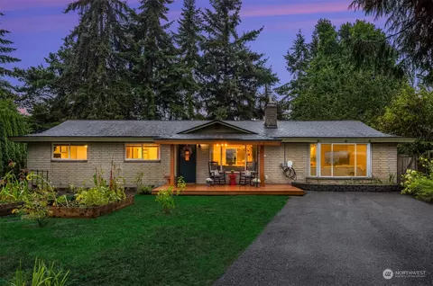 17230 43rd Pl W, Lynnwood, WA 98037