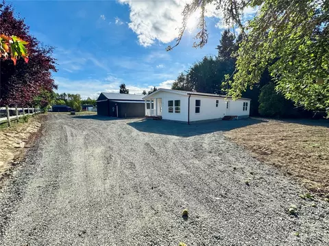 1012 9th St, Vader, WA 98593