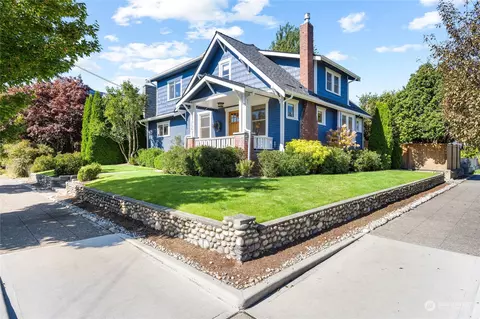 756 N 81st St, Seattle, WA 98103