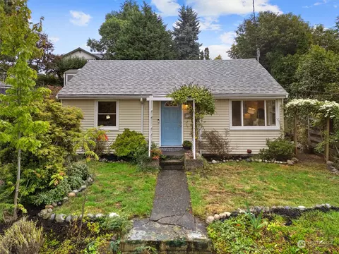9224 14th Ave SW, Seattle, WA 98106