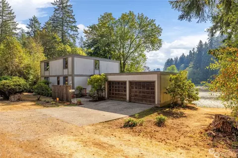 6239 6th Ave SE, Lacey, WA 98503