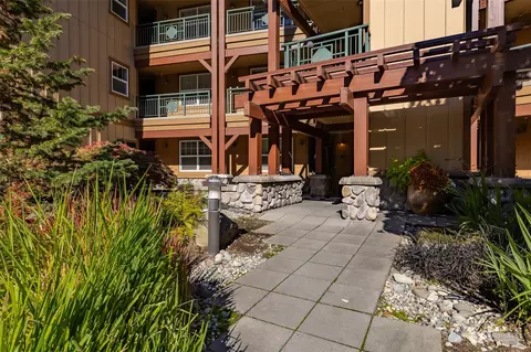 1000 Cabin Creek Ln SW #C301, Issaquah, WA 98027