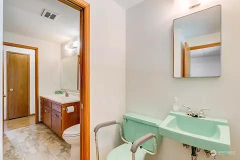 817 Olympic Blvd, Everett, WA 98203 photo 12