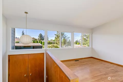 817 Olympic Blvd, Everett, WA 98203 photo 4