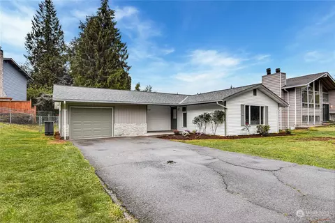 13417 SE 233rd St, Kent, WA 98042
