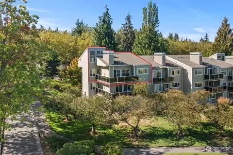 7066 155th Pl NE, Redmond, WA 98052